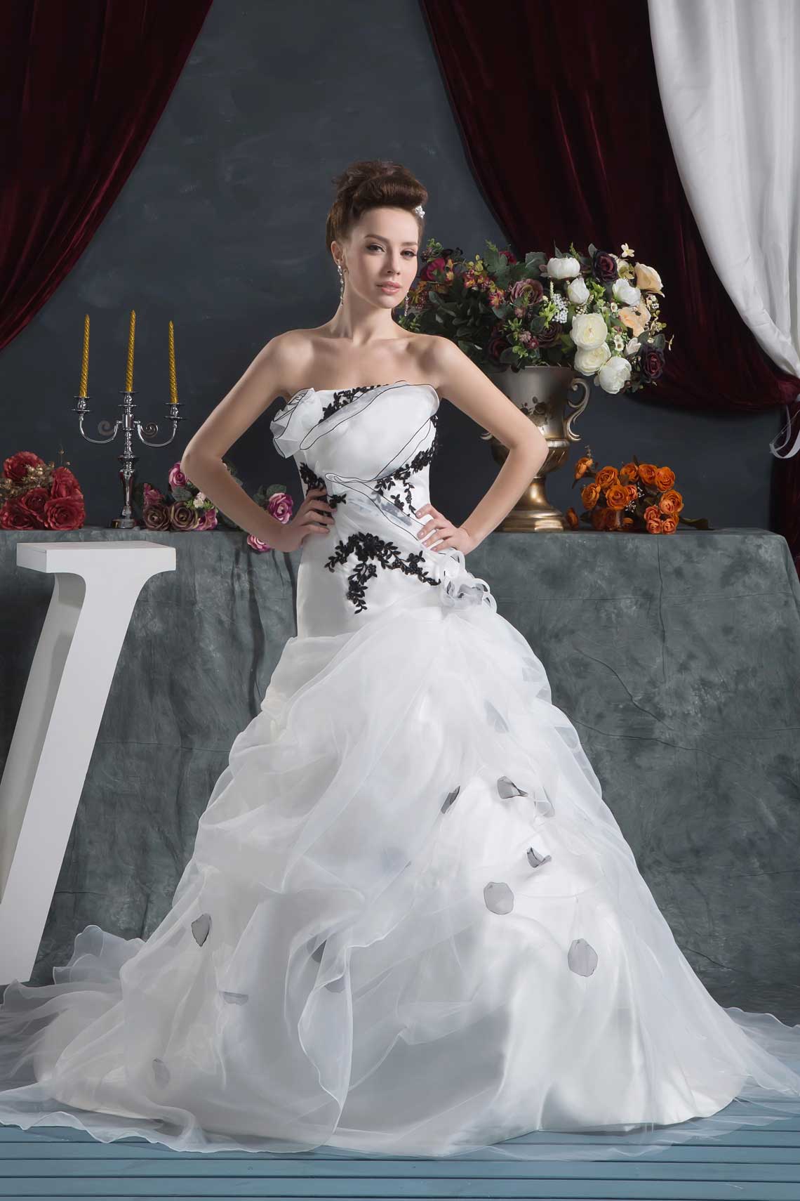 Zipper Ball Gown Satin Natural Waist Strapless Appliques Wedding Dress#WWA8278